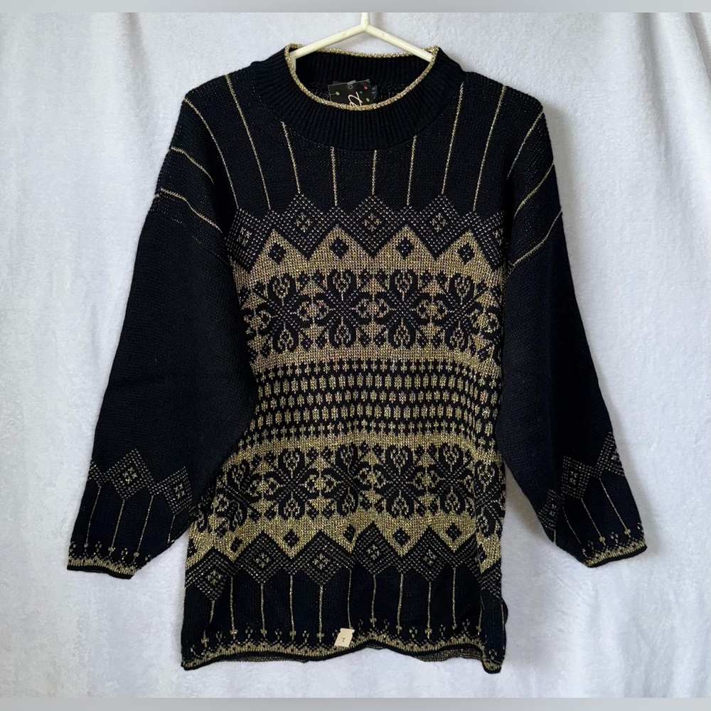 Vintage Teasers nwt size large black gold metal sweater